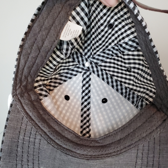 Hat - Picture 7 of 8